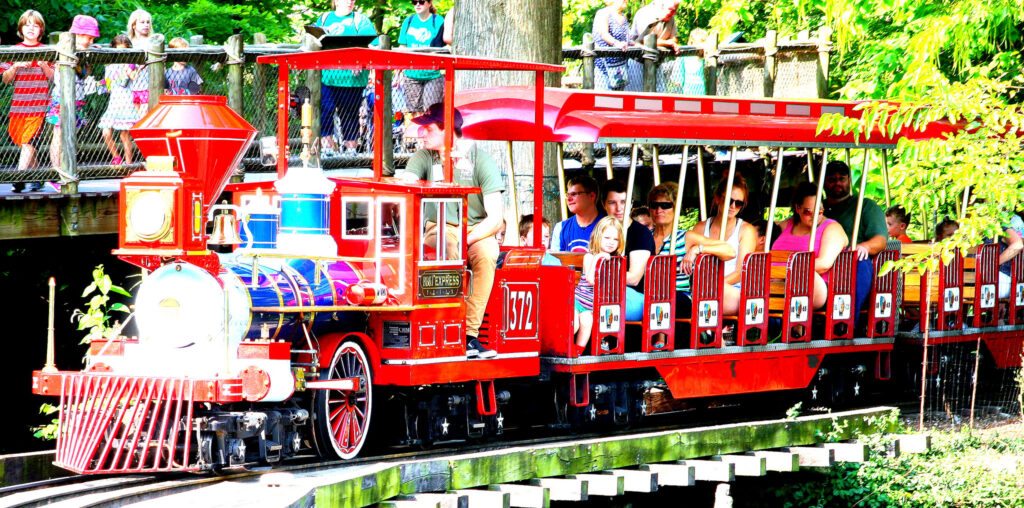 cincinnati zoo train